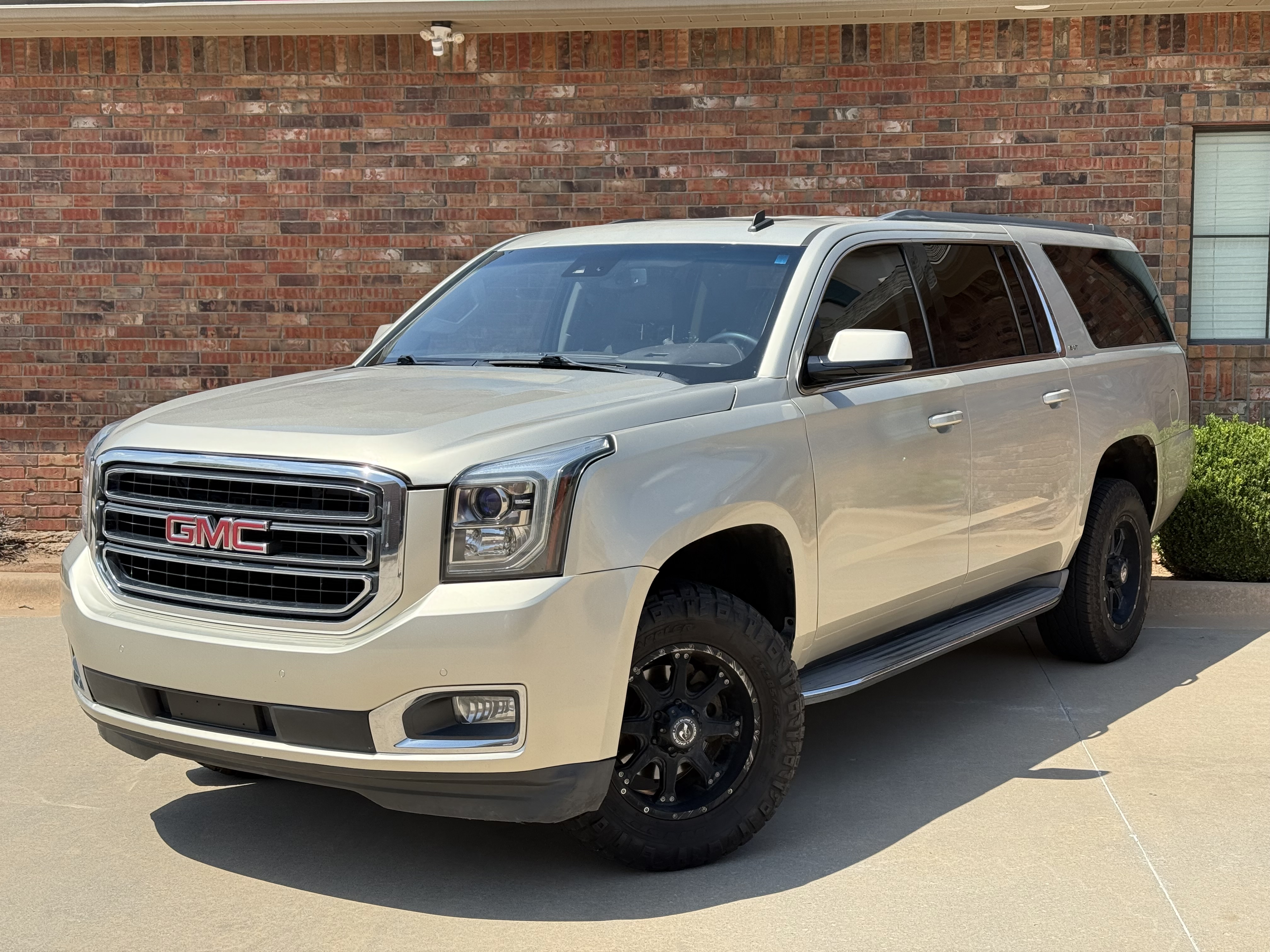 GMC YUKON XL SLT 2015