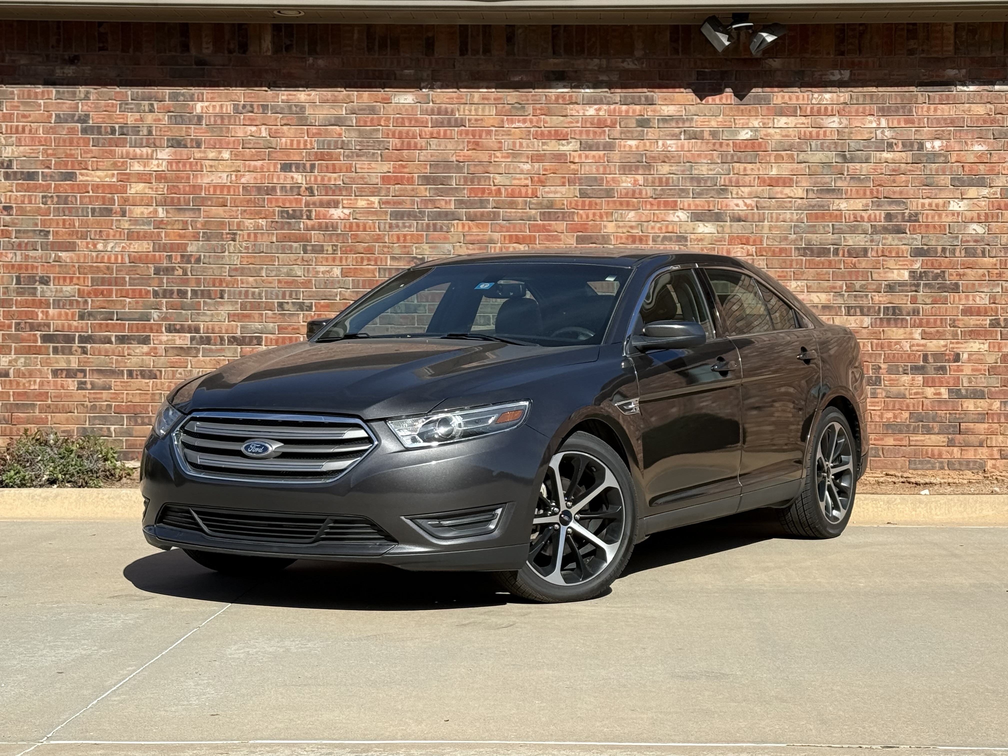 Ford Taurus SEL 2016